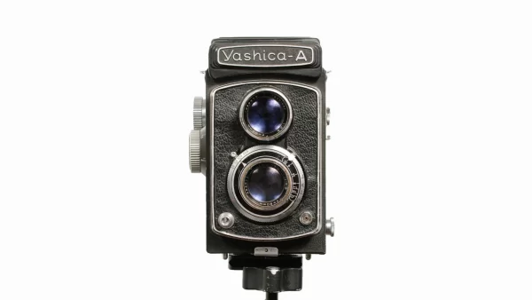 Yashica medium format TLR camera 2